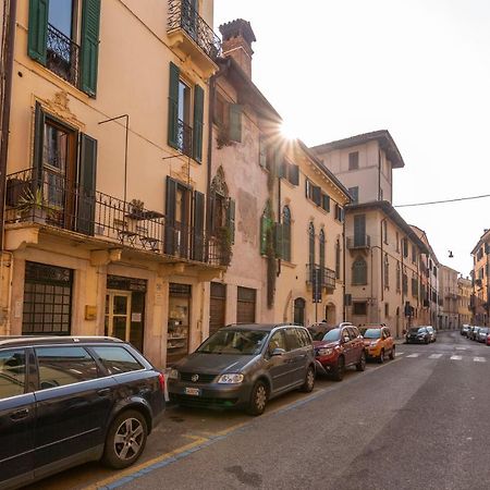 The Cozy Loft, Un Angolo Alla Moda Nel Cuore Di Verona Exterior photo