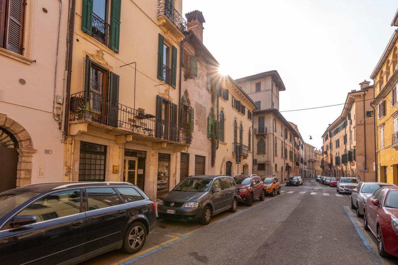 The Cozy Loft, Un Angolo Alla Moda Nel Cuore Di Verona Exterior photo